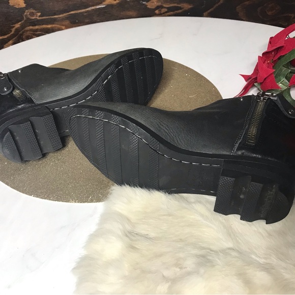 Sorel Danica Short Waterproof Ankle Booties size 9- Charcoal Gray/Black - Picture 2 of 8